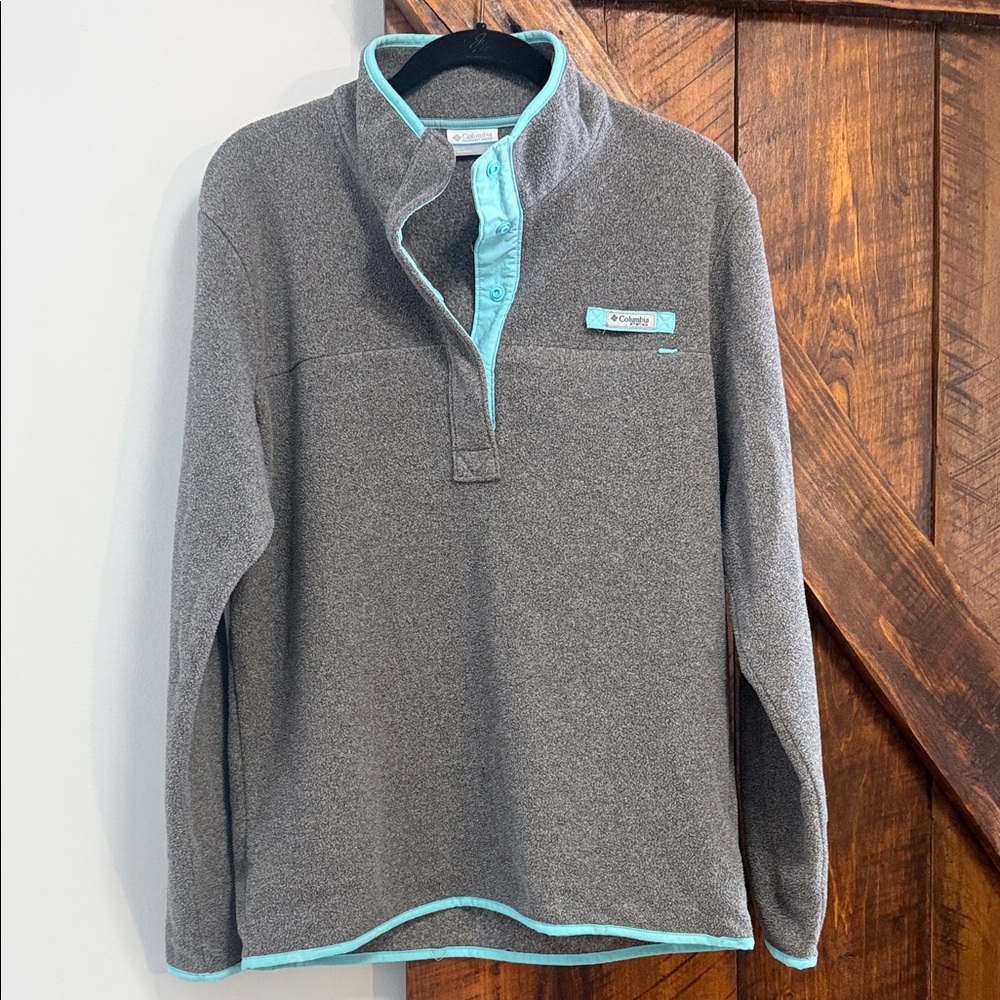 Columbia Heather Gray Sweatshirt with Aqua Trim